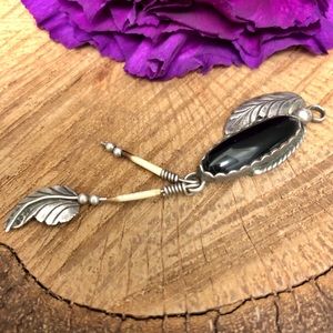 ❌SOLD on MERCARI❌Vintage Navajo EVA onyx pendant